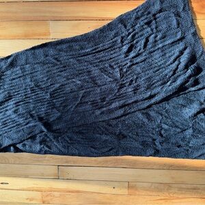 Cozy Black Textured Knit scarf